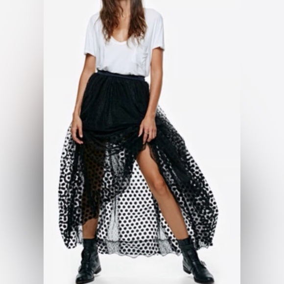 Free People Dreaming Of You Tutu Tulle Maxi Skirt size 0 in black - Picture 1 of 9